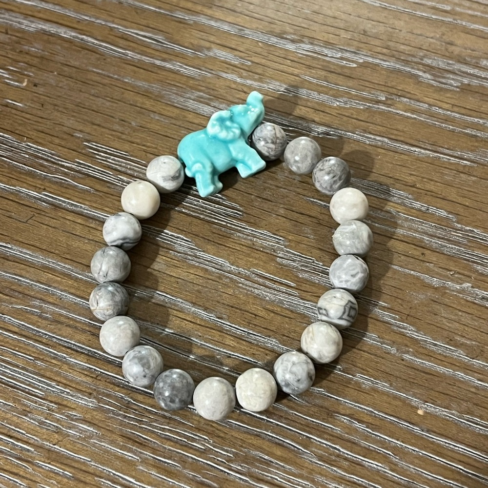 Elephant beaded bracelet
